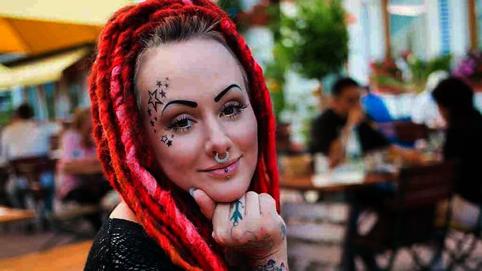 Myriam von M. begleitet sterbenskranke Menschen in ihren letzten Tagen und Monaten mit einem ganz klaren Ziel: die letzten Wünsche und Träume der Patienten ermöglichen und erfüllen. Bild: Sender