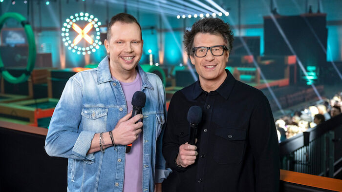 The Big Bounce: Wolff-Christoph Fuss und Daniel Hartwich Bild: Sender / RTL / Markus Hertrich