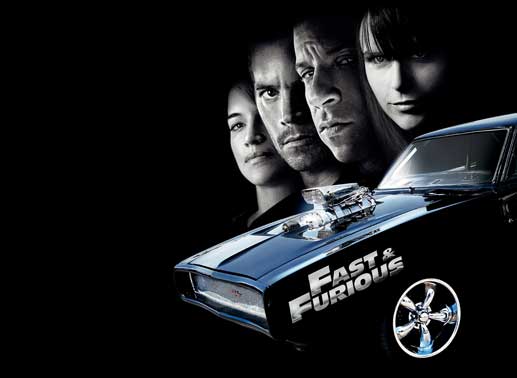 Um seine Freundin Letty (Michelle Rodriguez, li.) zu rächen, verbündet sich Dom Toretto (Vin Diesel, 2.v.re.) mit Agent Brian O"Conner (Paul Walker). Mit Hilfe von Doms Schwester Mia (Jordana Brewster) wollen sie dem Drogenboss Braga das Handwerk legen. Bild: Sender