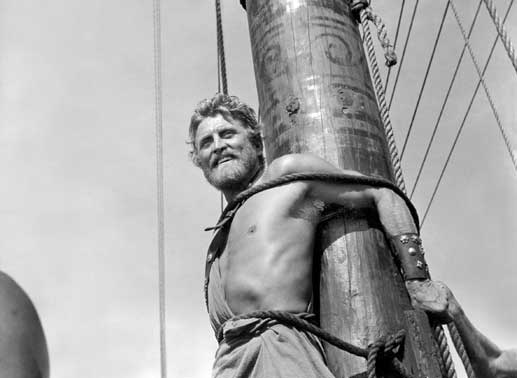 Odysseus (Kirk Douglas) lässt sich am Mast festbinden, um nicht den Sirenen zum Opfer zu fallen. Bild: Sender/Colosseo