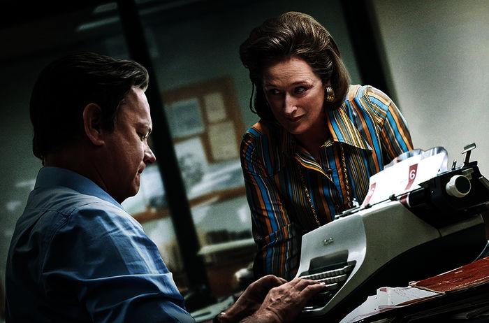 Verlegerin Katharine „Kay“ Graham (Meryl Streep) mit ihrem erfahrenen Chefredakteur Ben Bradlee (Tom Hanks). Bild: Sender / ARD Degeto / NBC Universal