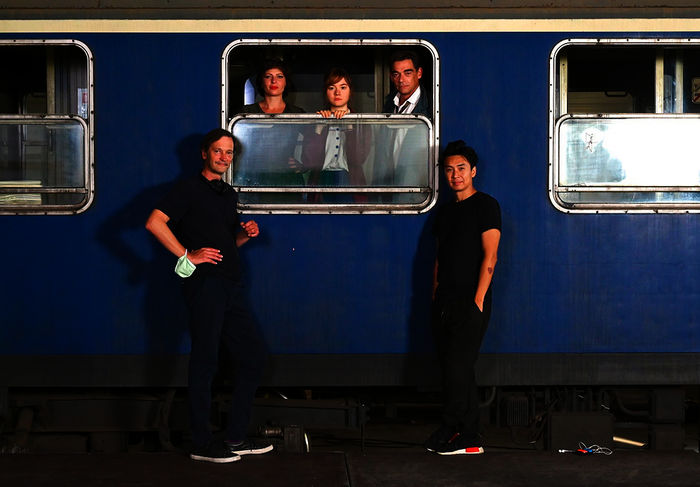 Ed Herzog (Regisseur), die Darsteller*innen Jördis Triebel, Hannah Schiller und Martin Feifel sowie Ngo The Chau (Bildgestaltung). Bild: Sender / ARD Degeto / Bernd Schuller