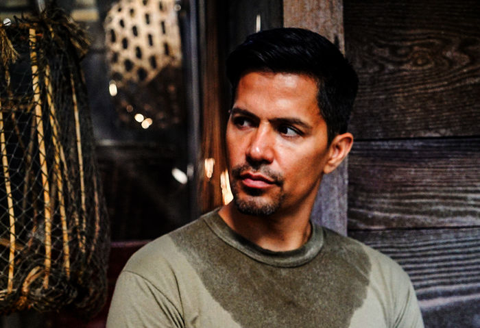 Thomas Magnum ( Jay Hernandez). Bild: Sender / TVNOW / © 2018 CBS Studios Inc. and Universal Television LLC. ALL RIGHTS RESERVED.