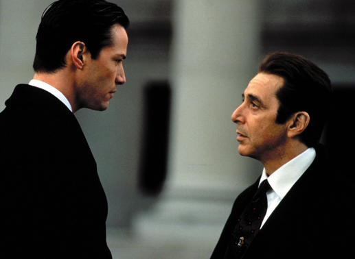 Kevin Lomax (Keanu Reeves, vorne), John Milton (Al Pacino). Bild: Sender / Warner Bros./PK