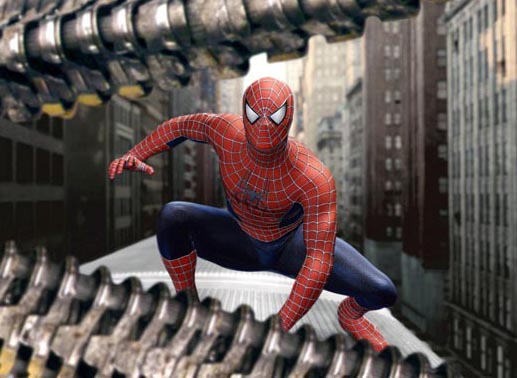 Doc Ock, der nicht nur ganz New York in Angst und Schrecken versetzt, sondern auch noch Peters Freundin Mary Jane entführt, macht klar: Spider-Man (Tobey Maguire) ist gefragter denn je. Bild: Sender