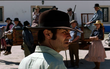 TV-Premiere der Miniserie: Land im Sturm